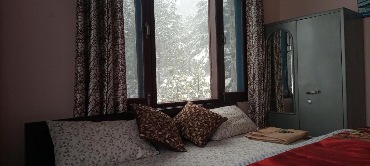 Thakur Homes- Couple And Family Friendly Homestay Shimla Exteriör bild