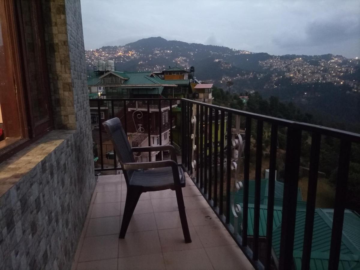 Thakur Homes- Couple And Family Friendly Homestay Shimla Exteriör bild