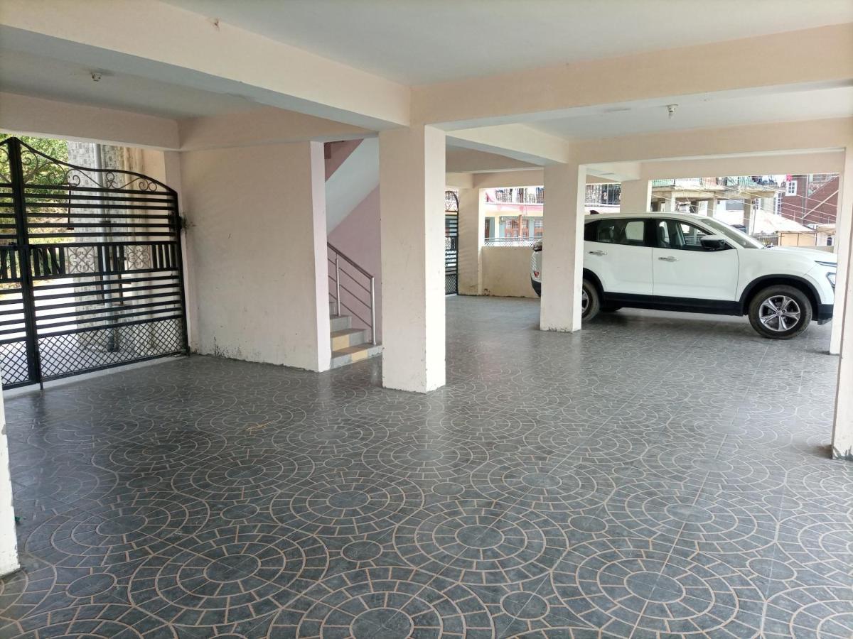 Thakur Homes- Couple And Family Friendly Homestay Shimla Exteriör bild