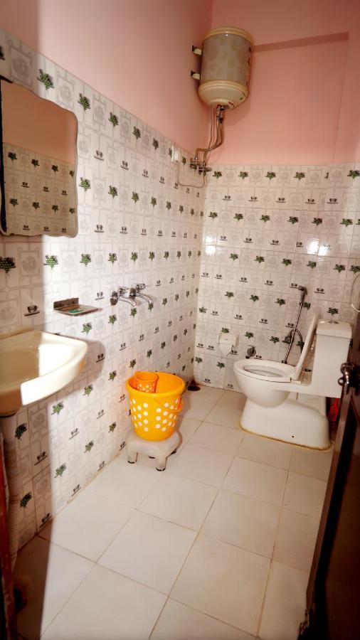 Thakur Homes- Couple And Family Friendly Homestay Shimla Exteriör bild
