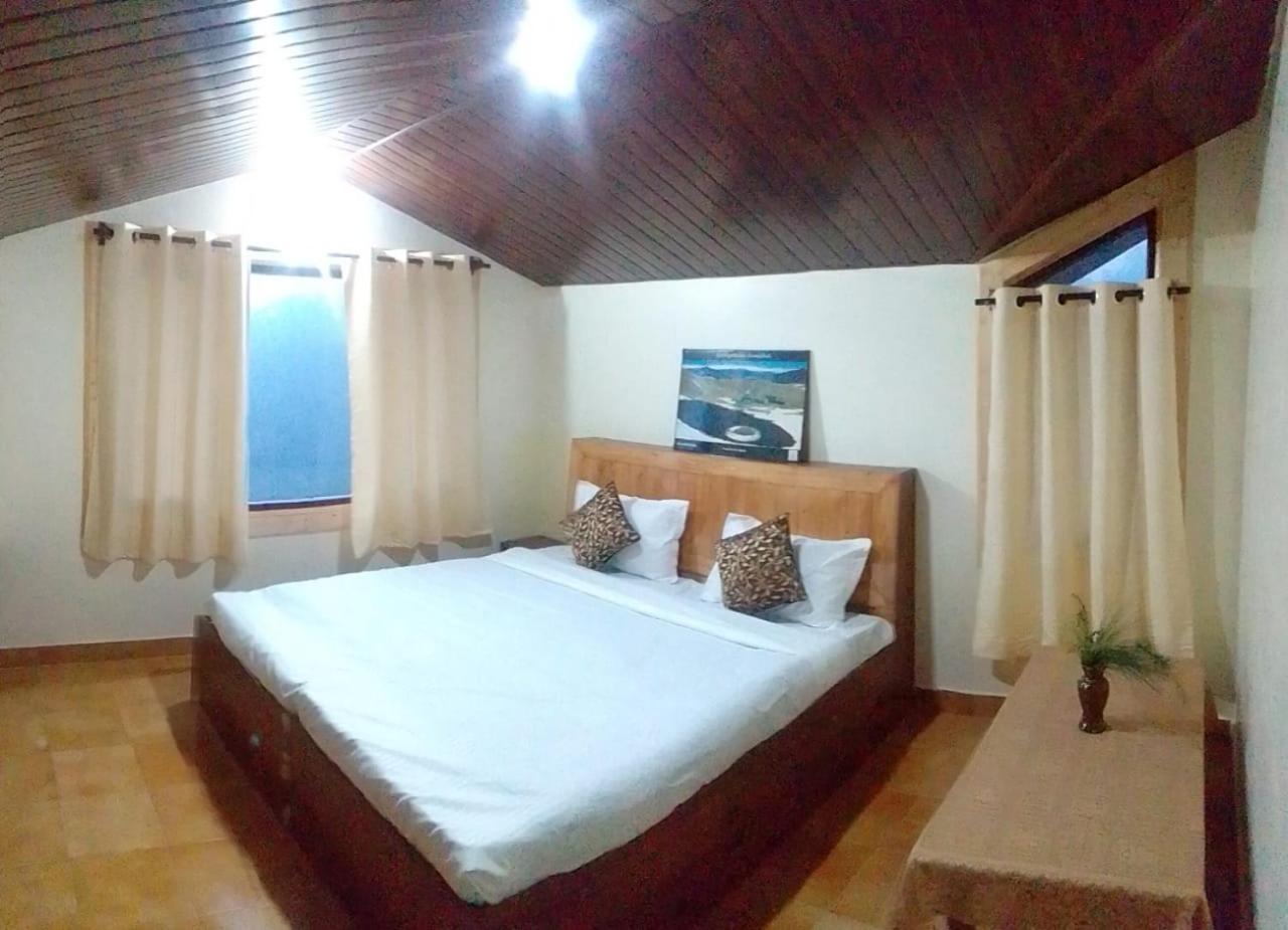 Thakur Homes- Couple And Family Friendly Homestay Shimla Exteriör bild