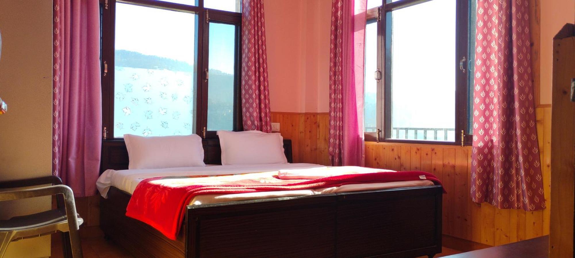 Thakur Homes- Couple And Family Friendly Homestay Shimla Exteriör bild