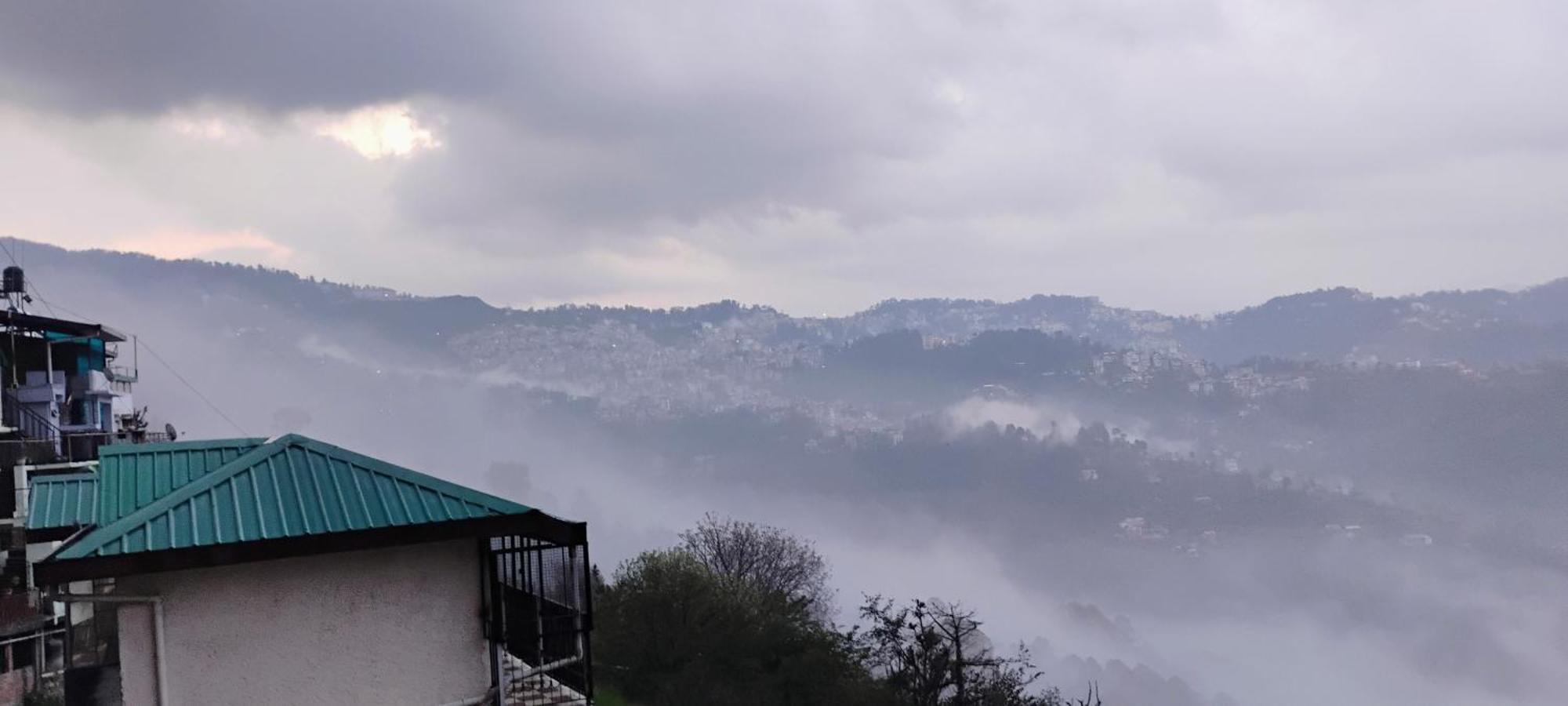 Thakur Homes- Couple And Family Friendly Homestay Shimla Exteriör bild
